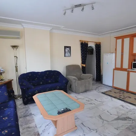 Apartment Sixstar